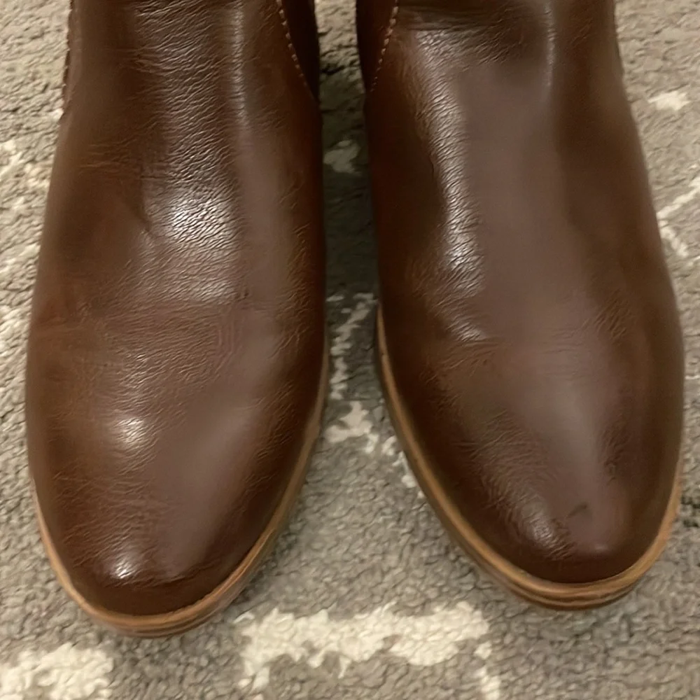Baretraps Medley Brown comfy ankle booties - Picture 8 of 13